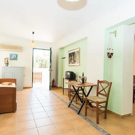Dionysias Hotel 2*